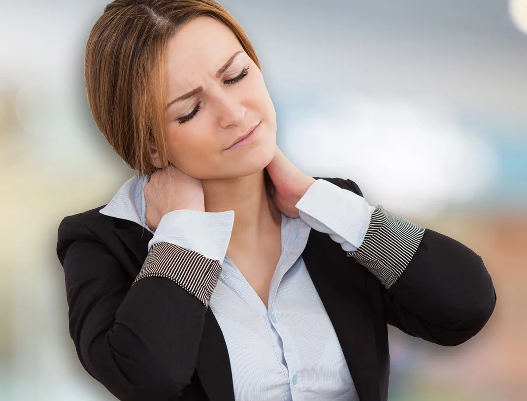 Collins-Home-Slider-Mobile-Neck.webp Collins-Home-Slider-Mobile-Neck.webp
