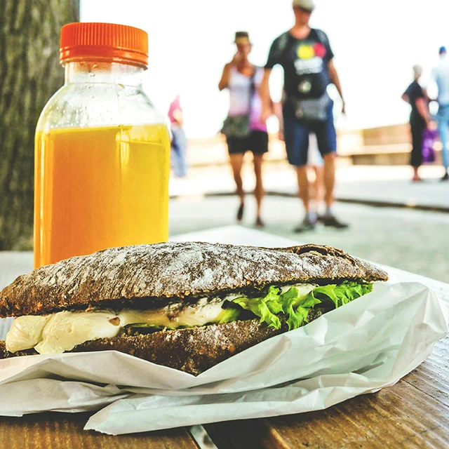 Chiropractic-Healthy-Lunch-Alternative-640x640-HP-Moto.webp Chiropractic-Healthy-Lunch-Alternative-640x640-HP-Moto.webp